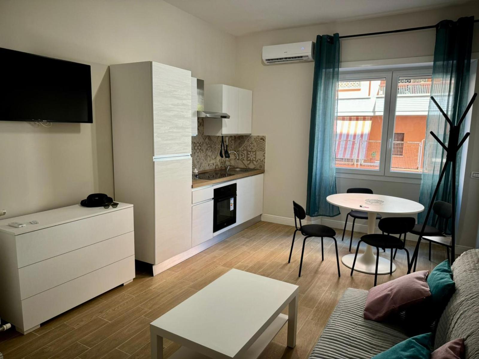 Delightful Vatican Apartment Rom